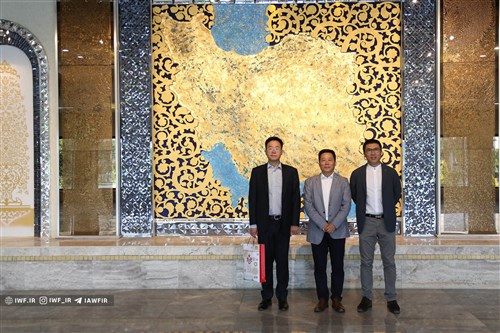 حضور رایزن فرهنگی سفارت چین در کمپ تیم های ملی کشتی 